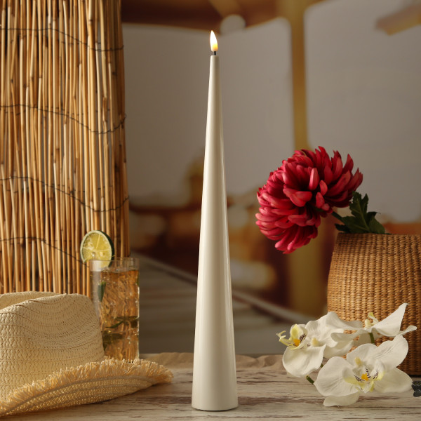 LED Kegelkerze LEA - Echtwachs - realistische 3D Flamme - H: 38cm - Batteriebetrieb - weiß