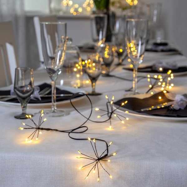 LED Lichterkette Dew Drop Flower - 96 LED Tautropfen - 8 Blüten - L:2,10m - Timer - Batterie - Außen