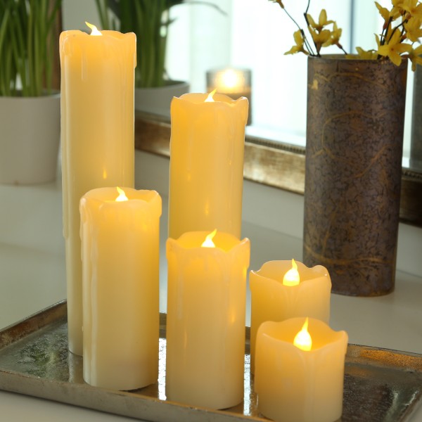 LED Kerzenset - Echtwachs - flackernde LED - D: 5cm - verschiedene Höhen - Timer - creme - 6er Set