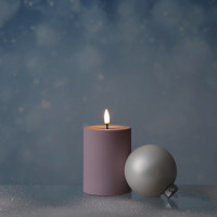 Vorschau: LED Stumpenkerze MIA - Kunststoff - 3D Flamme - H: 10cm - D: 7,5cm - für Außen - rosa Vorschau: LED Stumpenkerze MIA - Kunststoff - 3D Flamme - H: 10cm - D: 7,5cm - für Außen - rosa