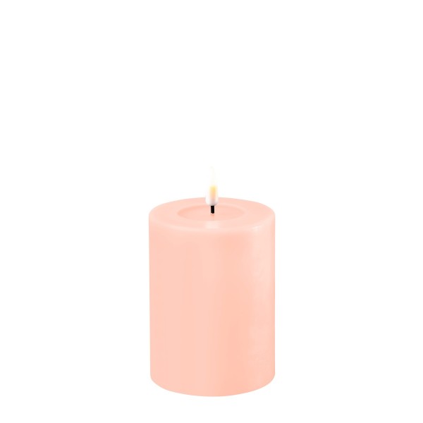 LED Stumpenkerze MIA - Echtwachs - realistische 3D Flamme - H: 10cm - Batteriebetrieb - rosa