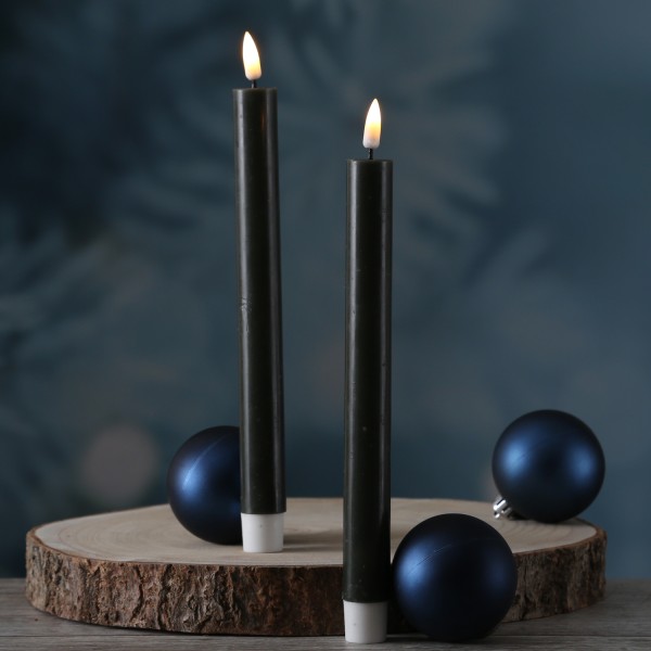 LED Stabkerzen MIA - Echtwachs - realistische 3D Flamme - H: 24cm - dunkelgrün - 2St.